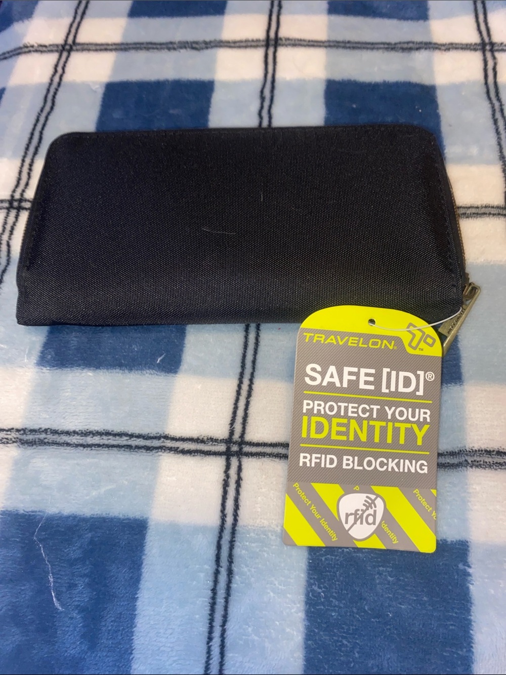 Travelon Black RFID Blocking Travel Wallet with Yellow Accent Tag